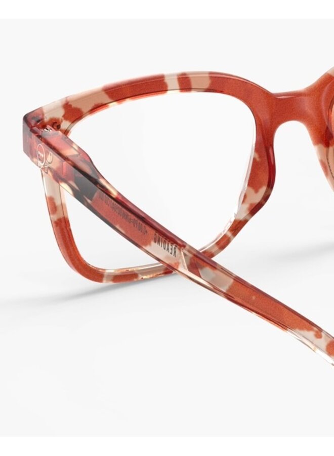 L READING - wild hooves