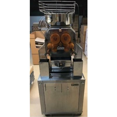 Occasion: Zumex automatische sinaasappelpers - speed self-service