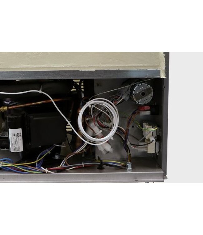 IJsblokjesmachine Aristarco CP45.15 | Vaste wateraansluiting | Volle ijsblokjes 18g | 45kg/ 24uur | Bunker 15kg