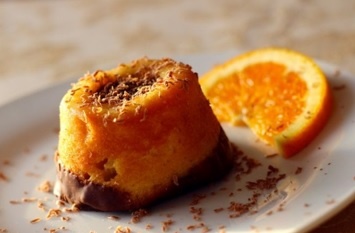 Een oranjeproof terras met onze professionele horeca apparatuur