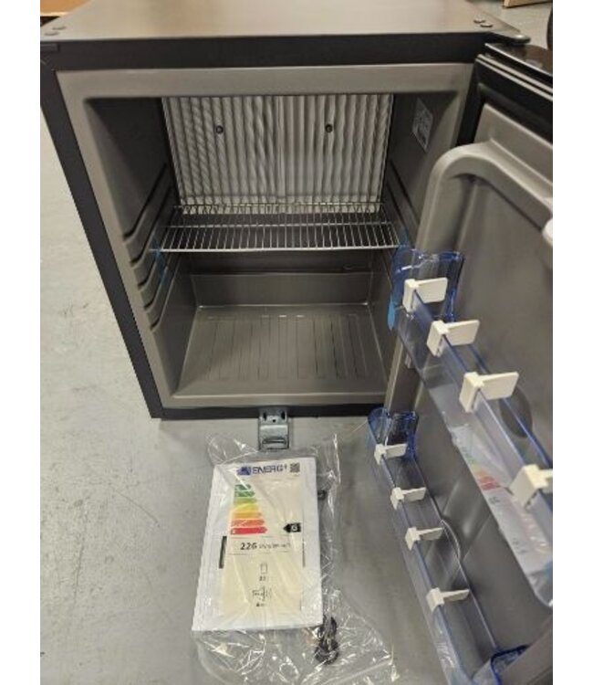 Occasion: Minibar koelkast Nordcap | Dichte deur | 29L | Zwart | (H)50x(B)43,8x(D)43,8cm