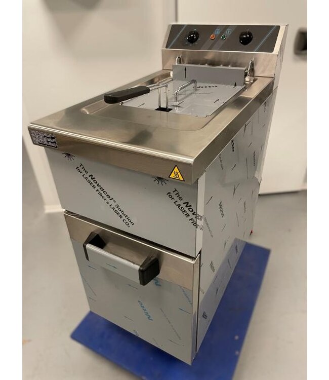 Occasion: Friteuse | staand model | elektrisch | 12 liter | 9kW | (B)40x(D)71,8x(H)85cm