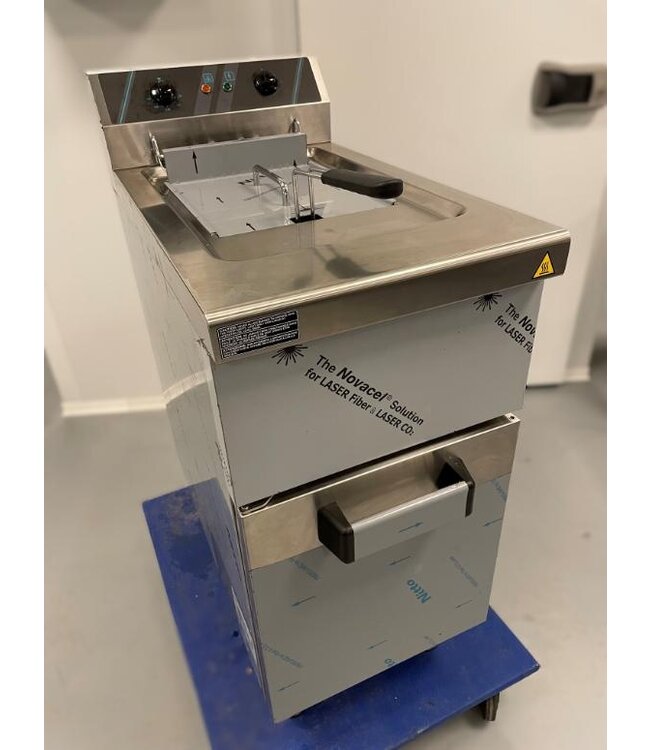 Occasion: Friteuse | staand model | elektrisch | 12 liter | 9kW | (B)40x(D)71,8x(H)85cm