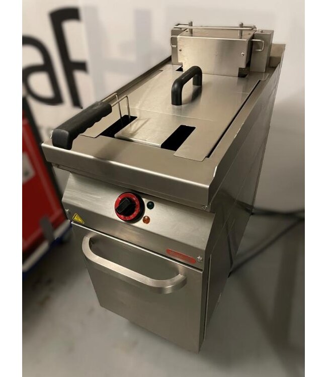 Occasion: Friteuse | 18L | expertise model | 400V | 18kW | (H)85/96x(B)40x(D)75cm