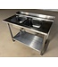 Occasion: RVS Spoeltafel met 2 spoelbakken | Met onderplank & spatrand | (H)89,5x(B)120x(D)73,5cm