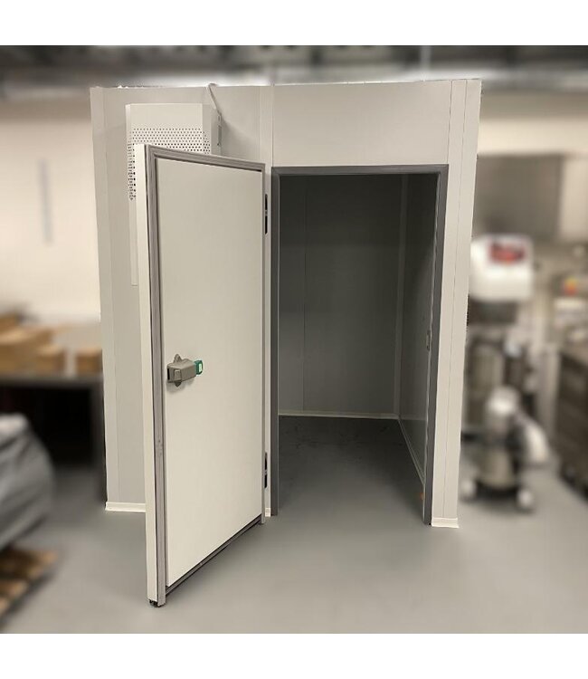 Occasion: Horeca koelcel met motor | 1940x1940x(H)2280mm