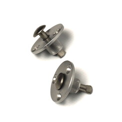 Pitons de bois  rétractables