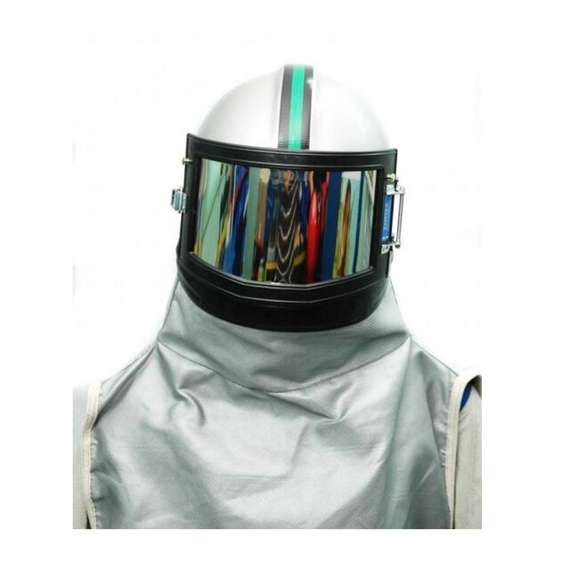 METALLISEERHELM LUNA MET PELERINE