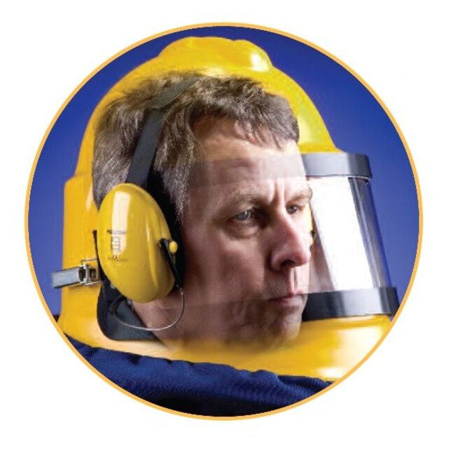 HELM IS NIET MEER LEVERBAAR, WEL DIVERSE ONDERDELEN