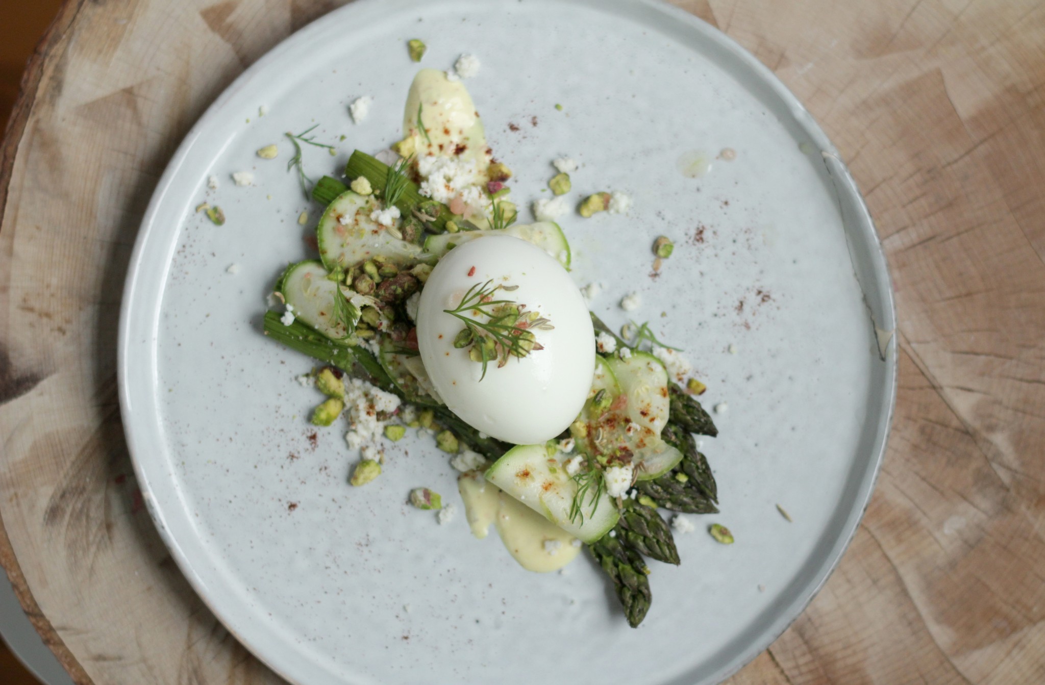 Aspergesalade met verjusdressing