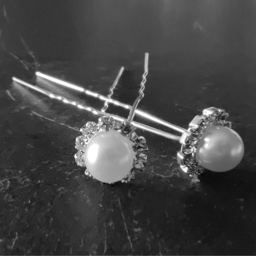 Zilverkleurige Hairpins - Grote Parel met Diamantjes - 5 stuks 