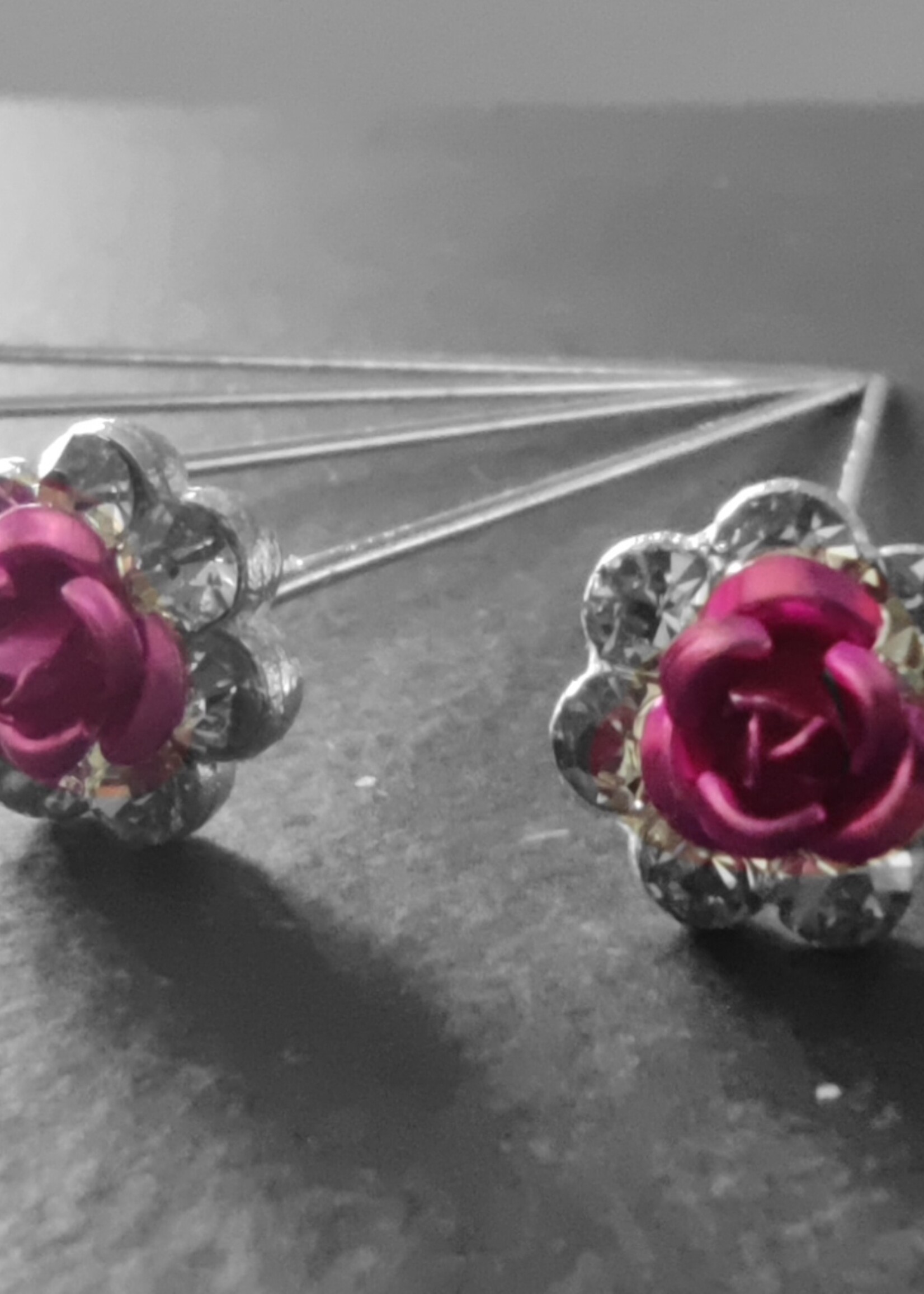 PaCaZa PaCaZa - Elegante Haarpins - Paarse Roosjes - Haarstekers - 5 Stuks