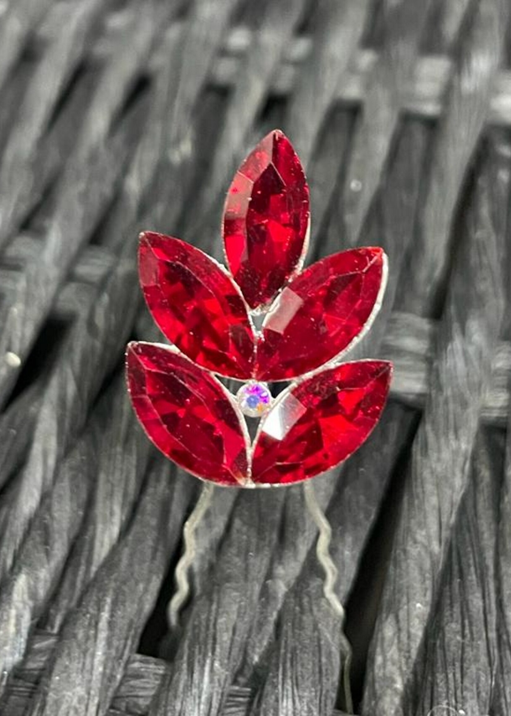 PaCaZa PaCaZa - Zilverkleurige Hairpins - Rode Blaadjes en Diamanten - Set van 5