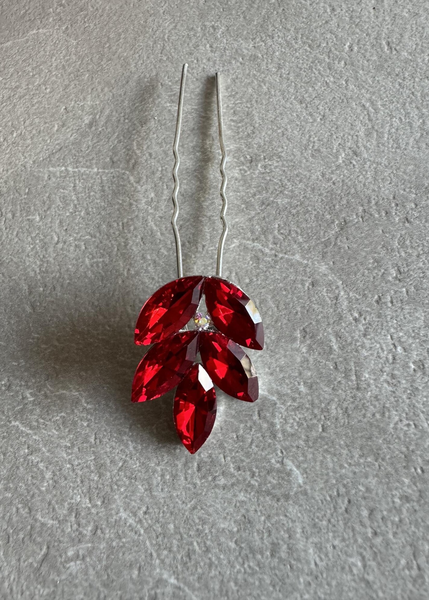 PaCaZa PaCaZa - Zilverkleurige Hairpins - Rode Blaadjes en Diamanten - Set van 5