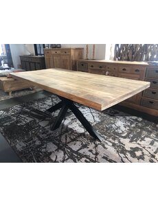 Teak-One Tafel in mangohout