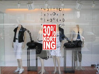Rechteckige "30% korting" Sticker auf Niederländisch