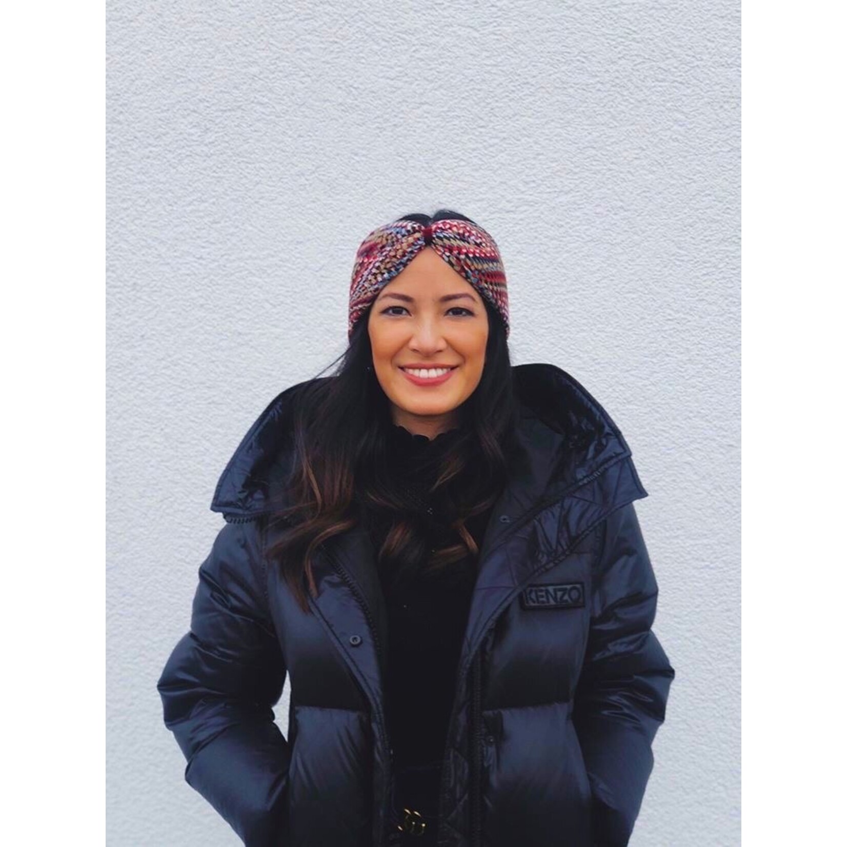 "Raute red creme" headband in a loop look with red velvet ribbon