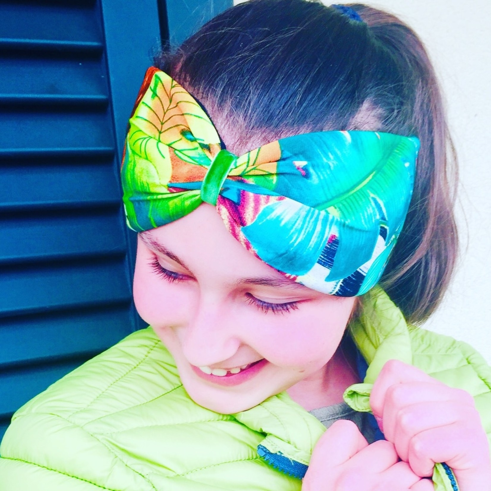 "Exotic" headband in loop-look with green velvet ribbon