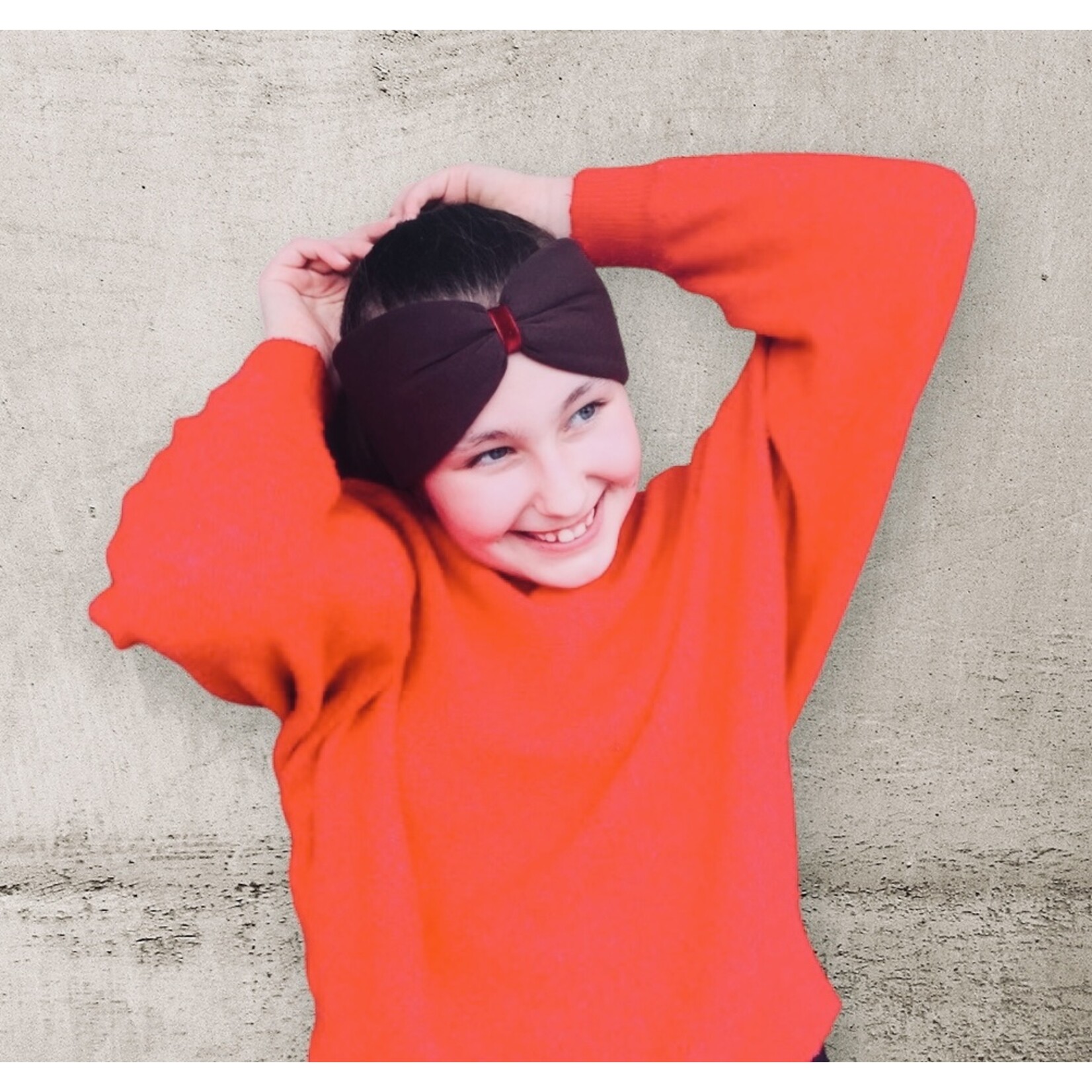 Kopfband "Schoko" in Schleifen Optik mit rotem Samtband