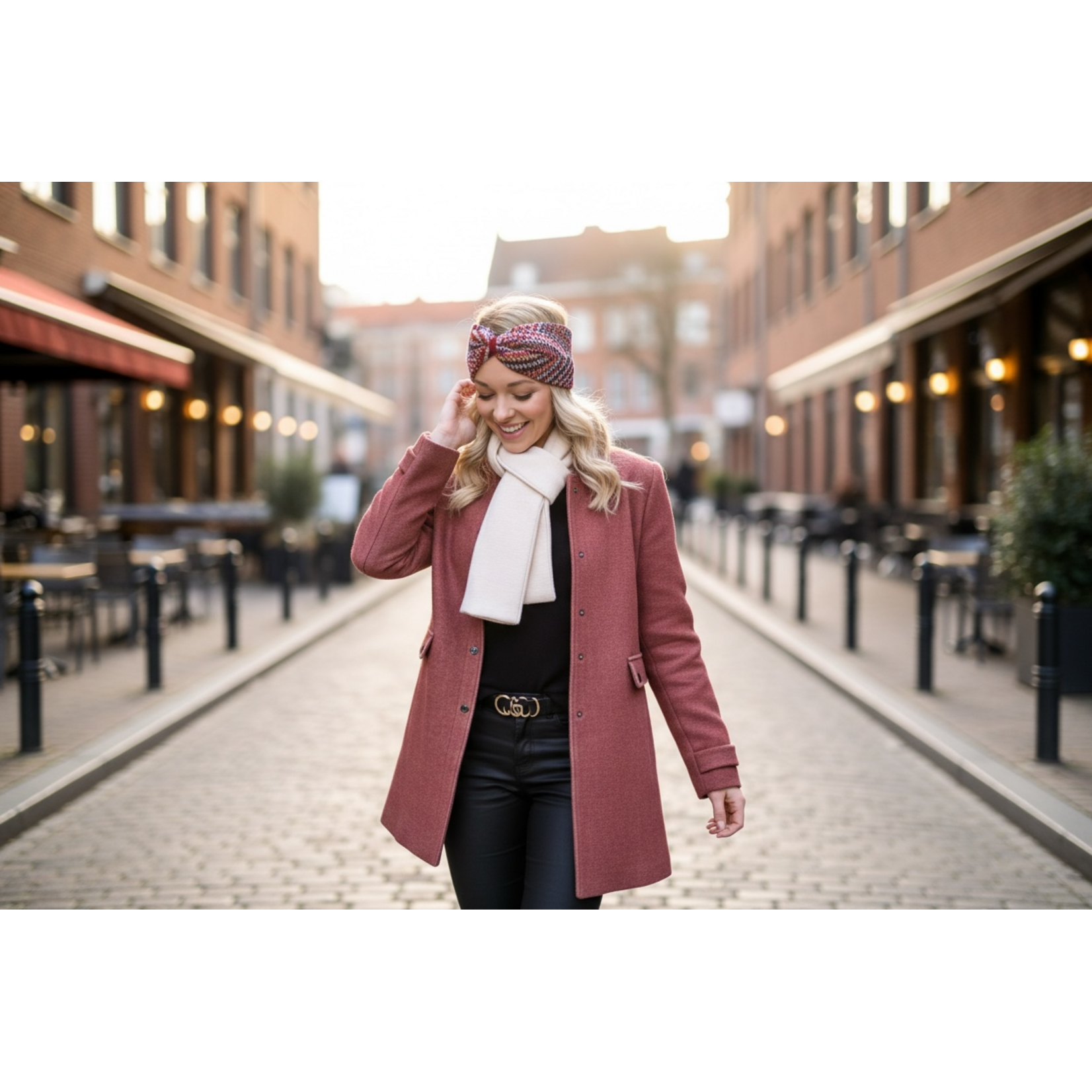 Shop the "Raute Red Dot" Look