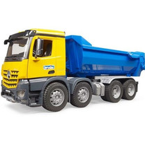 Découvrez les camions Bruder ici