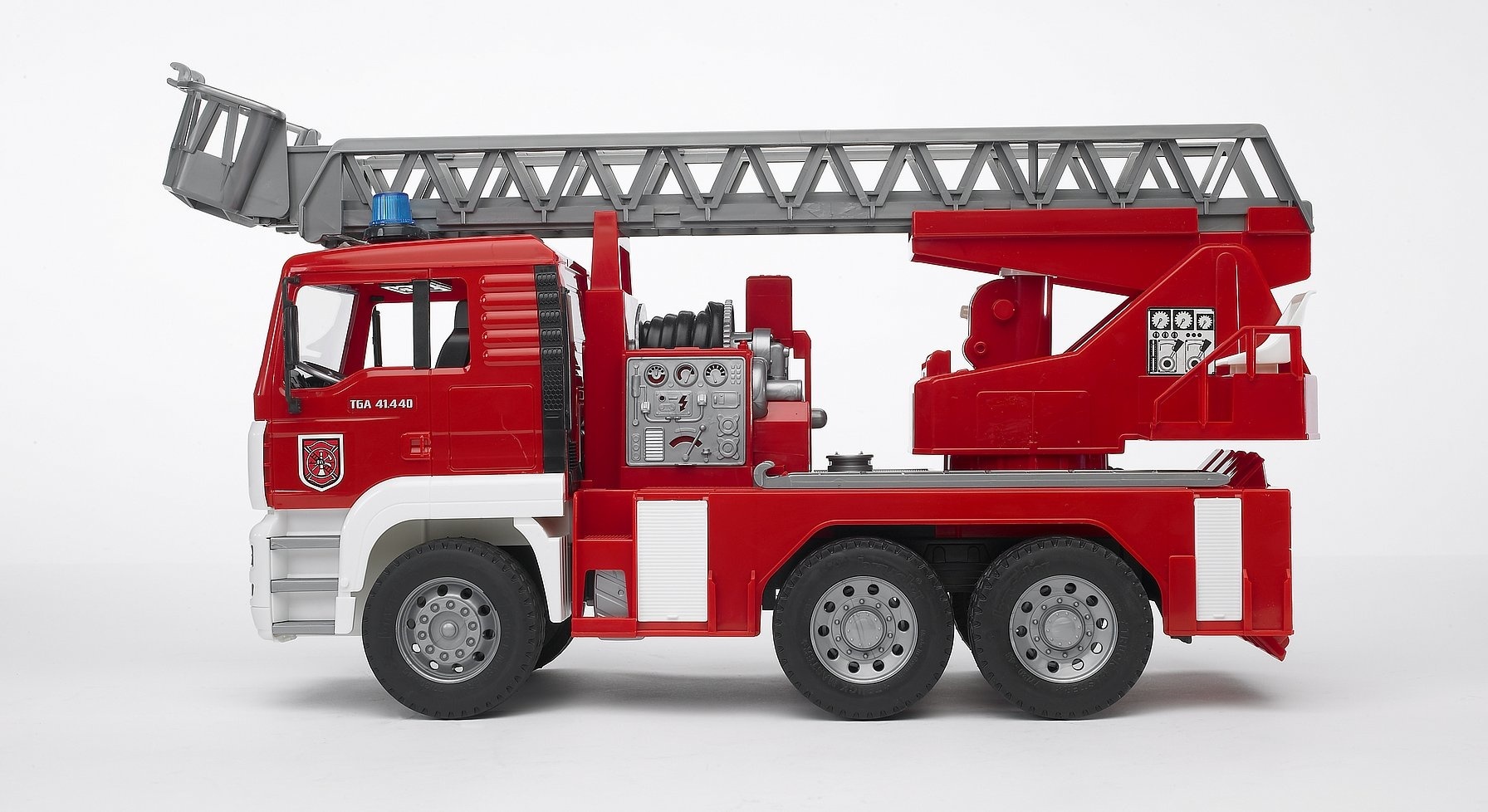 Bruder MAN Brandweer met Draailadder en Waterpomp 1:16