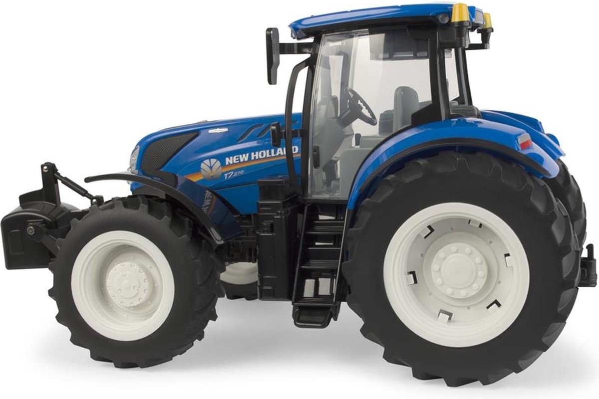Britains New Holland T2.270 Tractor 1:16