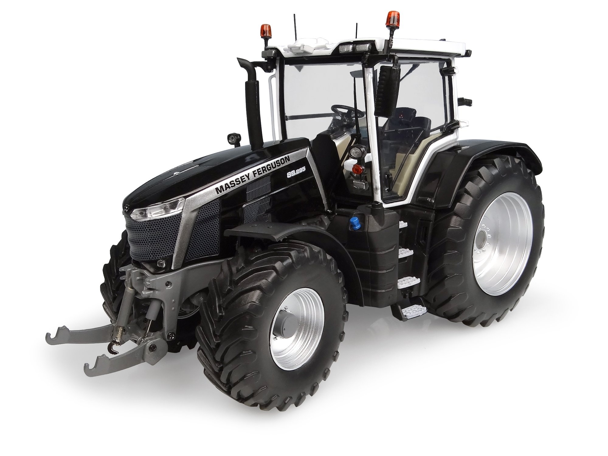 Het 1:32 gegoten model van de Massey Ferguson 8S.285 uit 2018 in zwart De fabrikant van het schaalmodel is Universal Hobbies. Dit model is alleen online verkrijgbaar