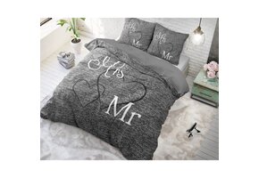 Mr and Mrs 3 Anthracite