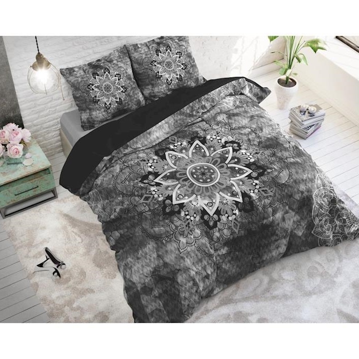 Jady Anthracite