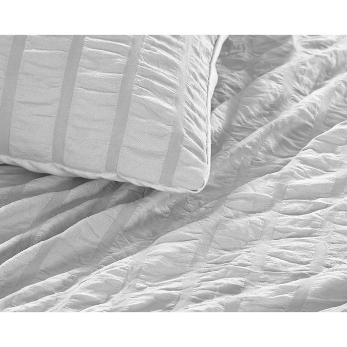 Jacquard White