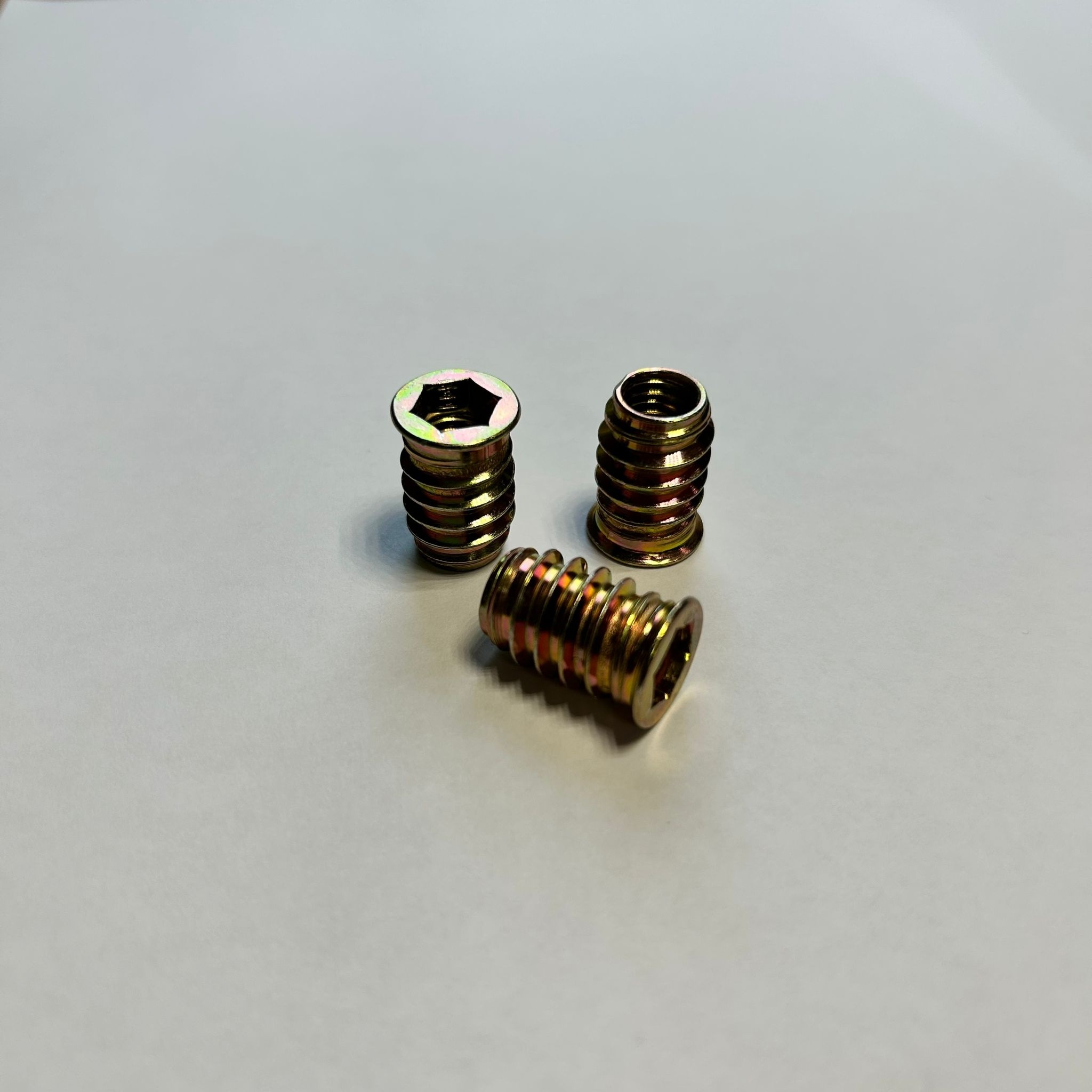 M8 Rampamoer - Inslagmoer - Inboorhoutmoer - M8x20 - schroefdraad - Wooden tooth nut - bol.com