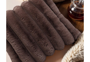 Rib Rabbit Fur - sierkussen Taupe/Grijs (50 x 50)