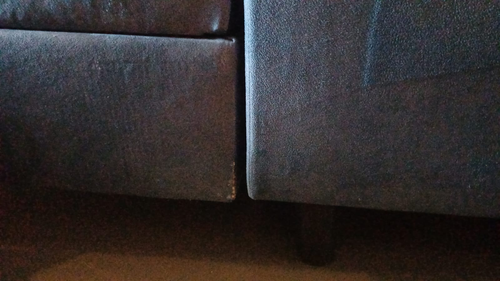 Showroommodel - Slaapbank met opbergruimte Sem | U-bank XL - Links - Salvador Blauw - Stofschade