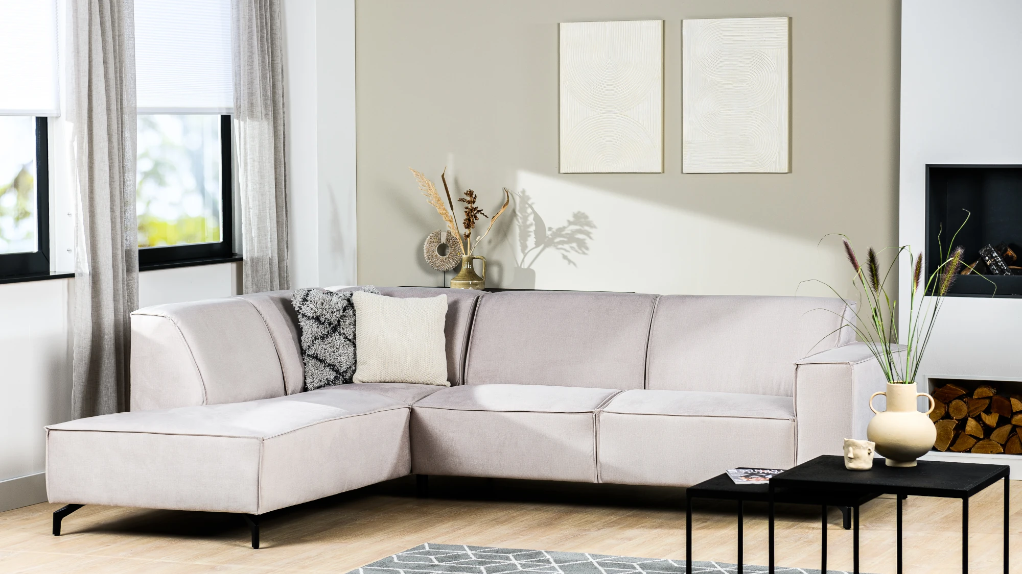 Hoekbank Mara Delux met luxe stoffen en kleuren naar keuze !