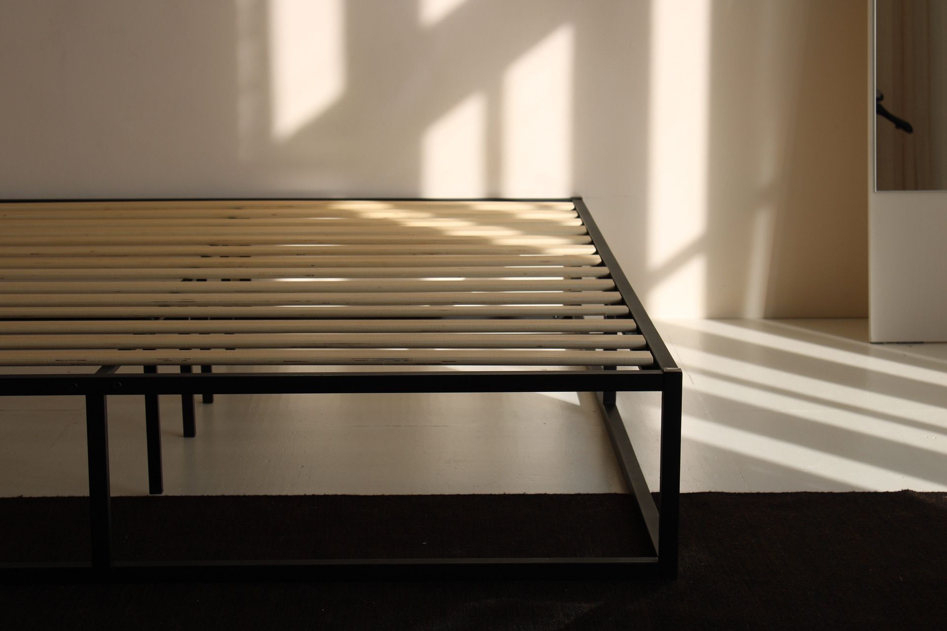 Bedframe Metaal Zwart met lattenbodem zonder matras - 180 x 200 - Lichte schade op frame