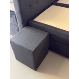 Showroommodel Vaste Boxspring Angel Knopen + Stikvakken| 180 x 200 Antraciet | Incl. Voetbord + Pocketvering - Niet in originele verpakking - Kans op schade