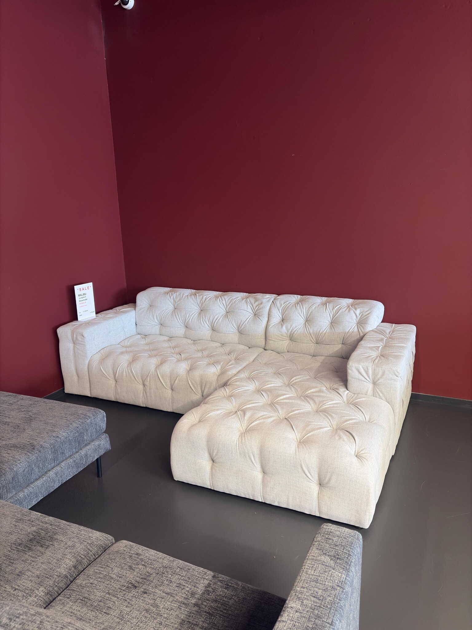 Showroommodel Loungebank Malibu Grijs - Rechts - Niet in originele verpakking - Kans op schade