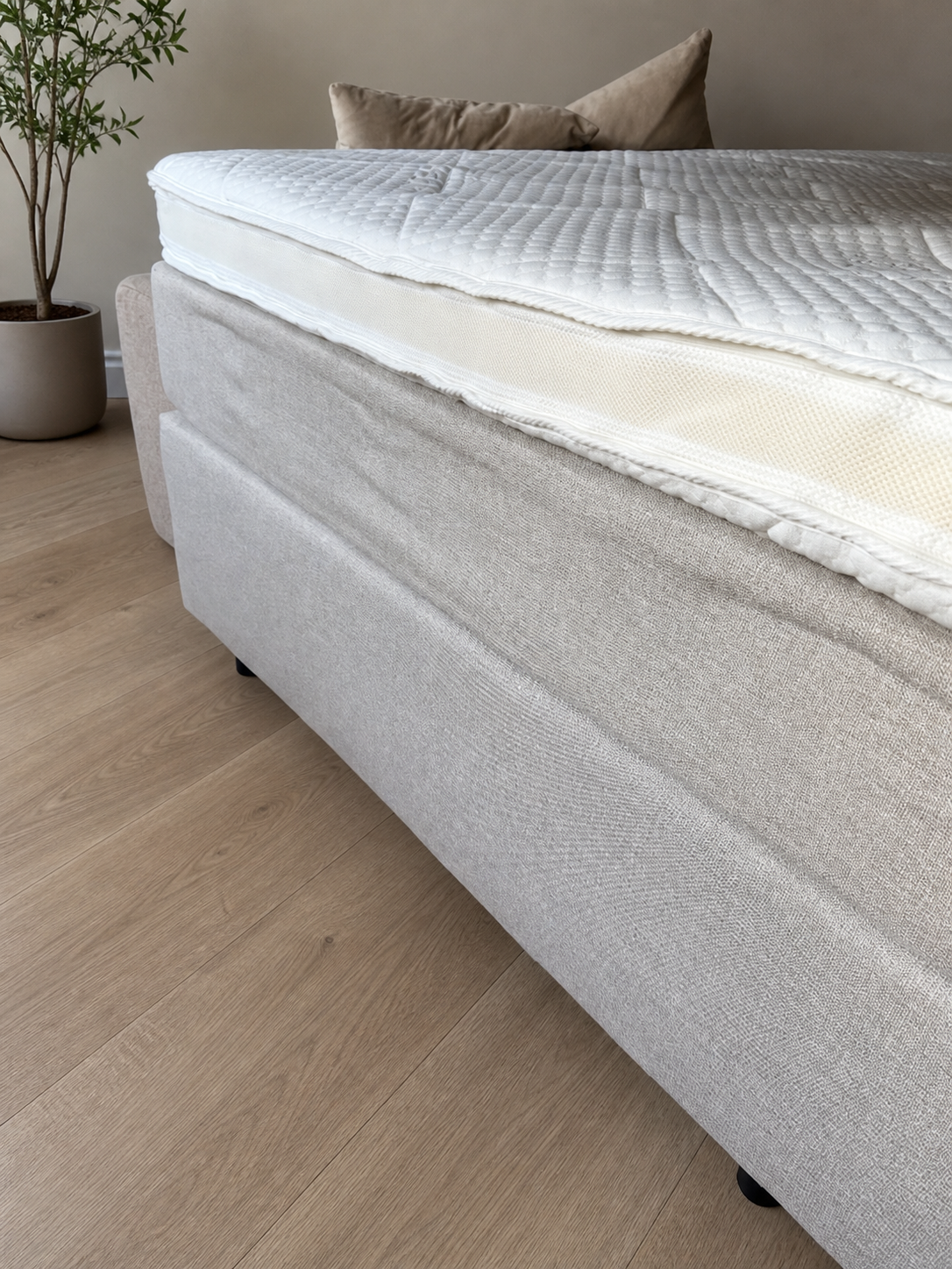 OP=OP Elektrische Boxspring Delux | 200 x 220 Naturel Beige