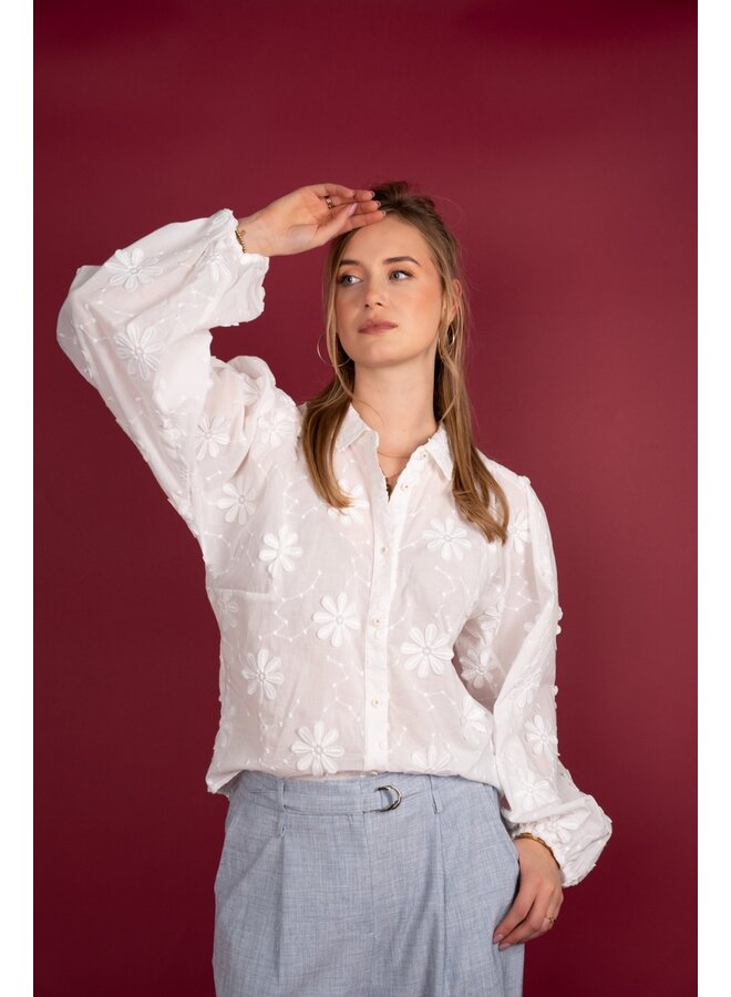 ICNK Amsterdam Job C flower blouse - white