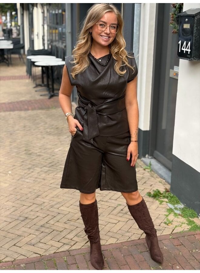 Ambika PU top - donkerbruin