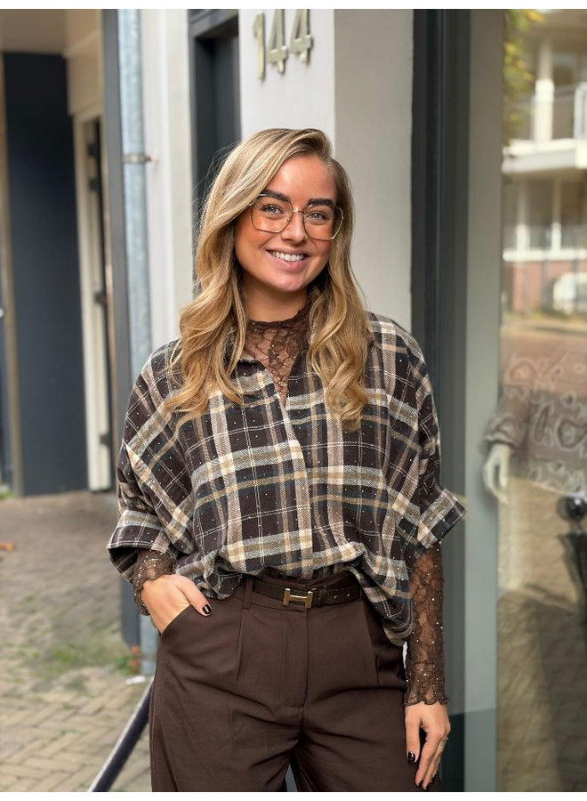Geruite glitterblouse met ballonmouw - bruin
