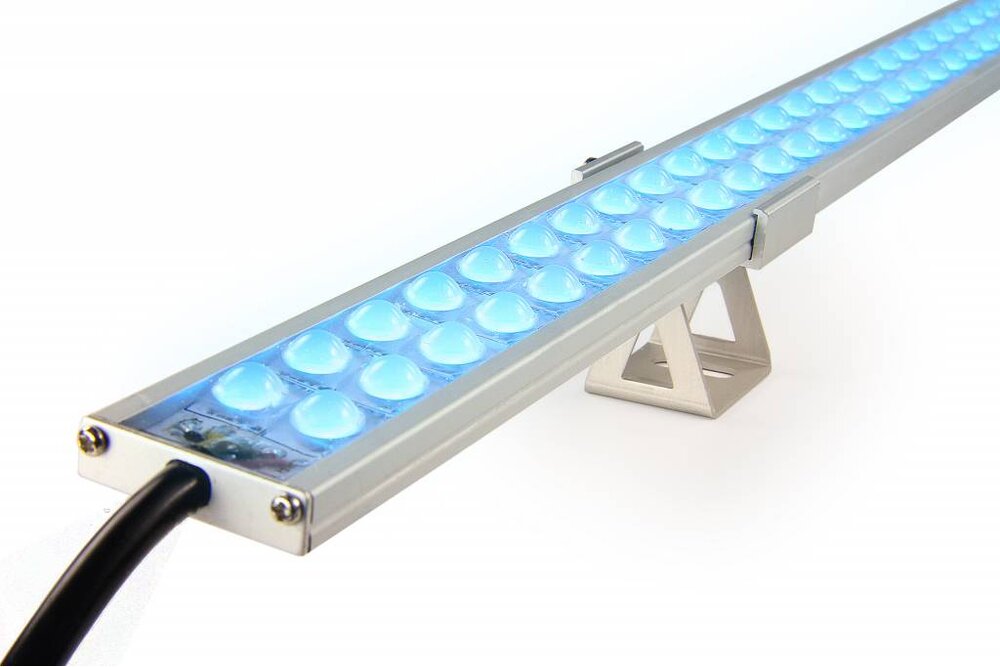 AppLamp RGBW ULTRA WallWasher Slim Line 60cm dubbele rij 24V, 84 LED's, 25 Watt