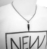 Halskette mit schwarzer Patrone