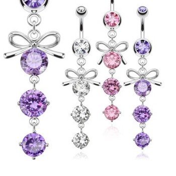 Bauchnabelpiercing Schleife