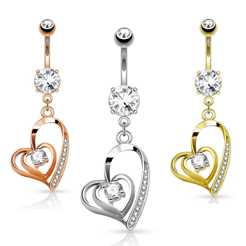 Bauchnabelpiercing mit Herzanhänger