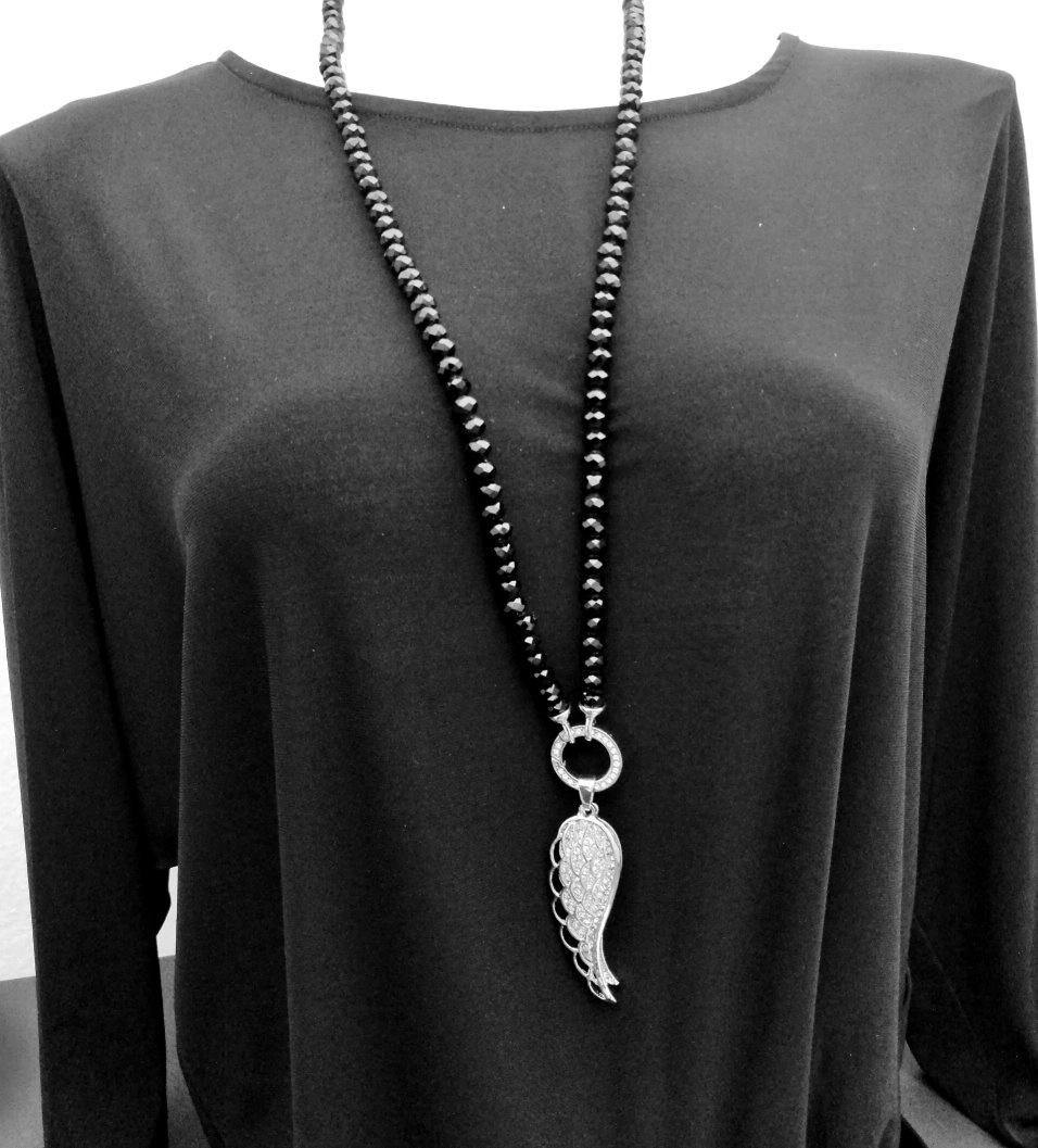 Schwarze Modeschmuck Halskette mit Flügel