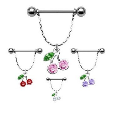 Zartes Brustpiercing mit Kirsche