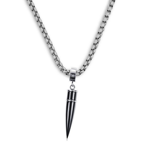 Halskette mit schwarzer Patrone