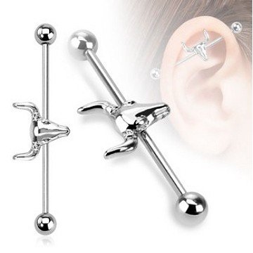 Industrial Piercing mit Bullenkopf